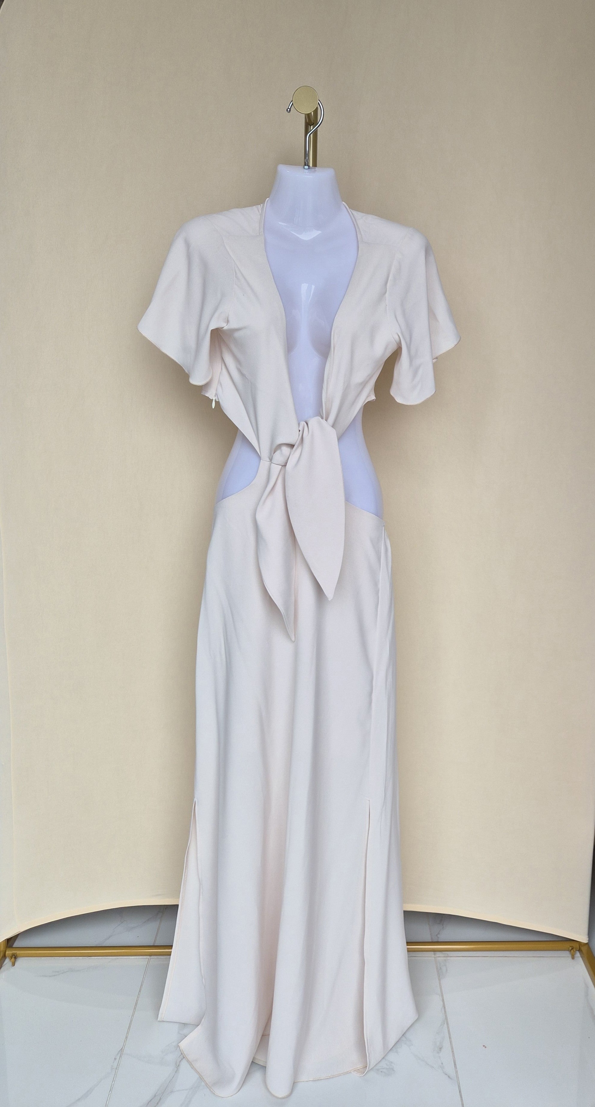 SHEIN Cream Cut-Out Maxi Dress – Size S