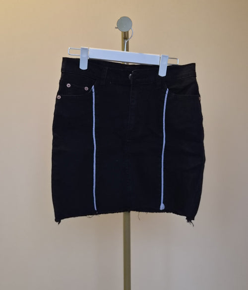 GBJ Black Denim Mini Skirt – Size L