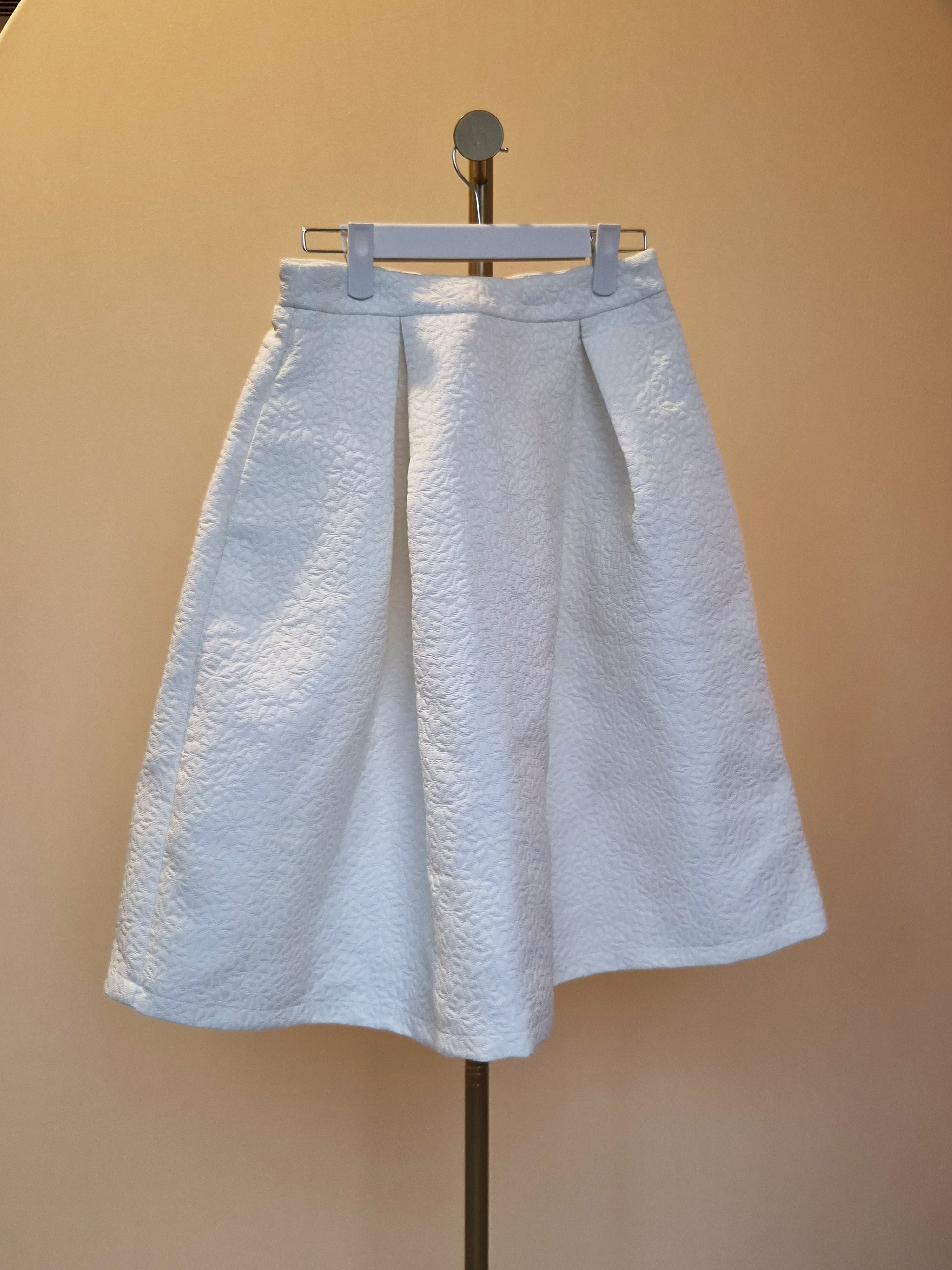 Twenty3 White Textured Flared Skirt – Size S