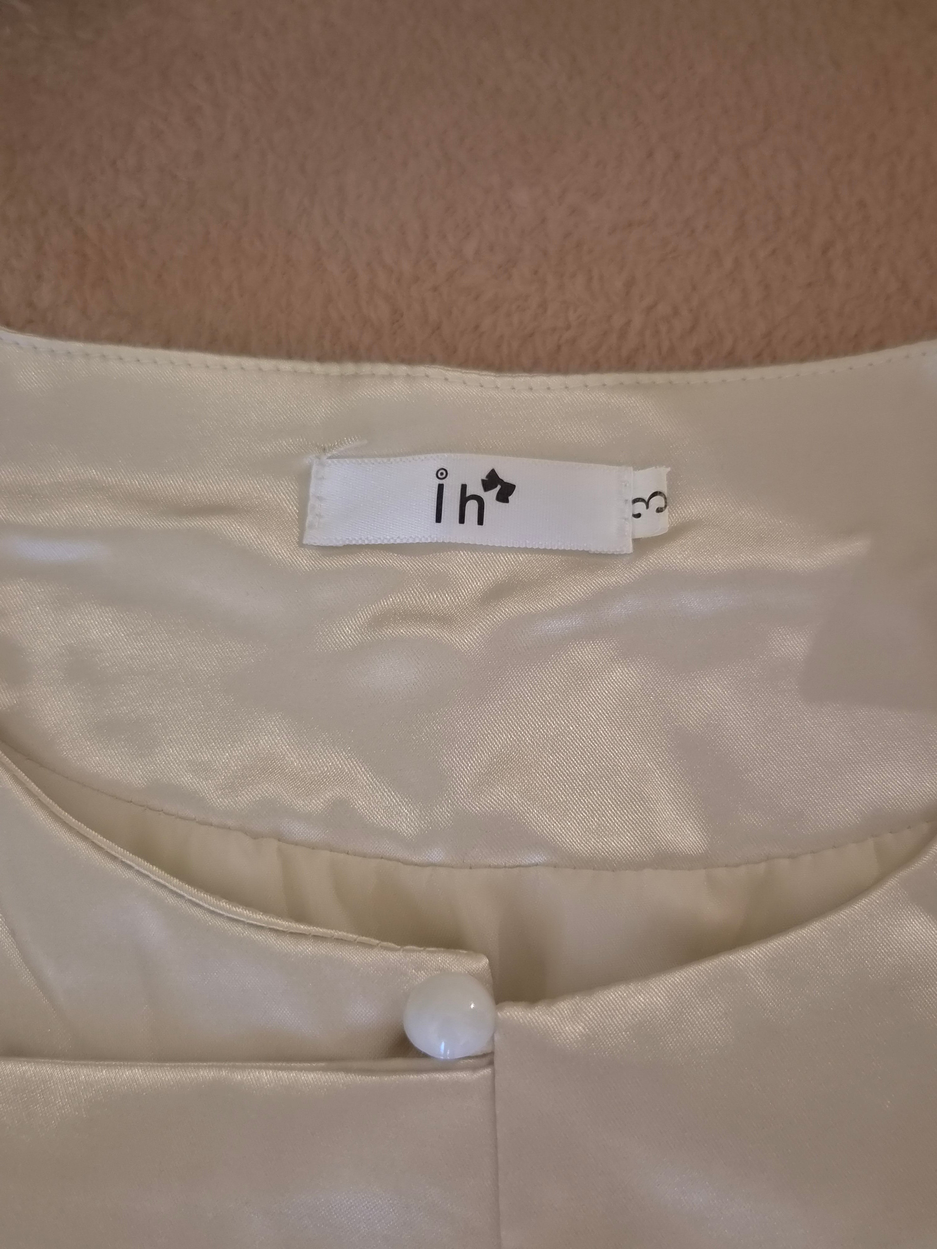 ih White Satin Embroidered Blouse – Size 3 (Approx. M)