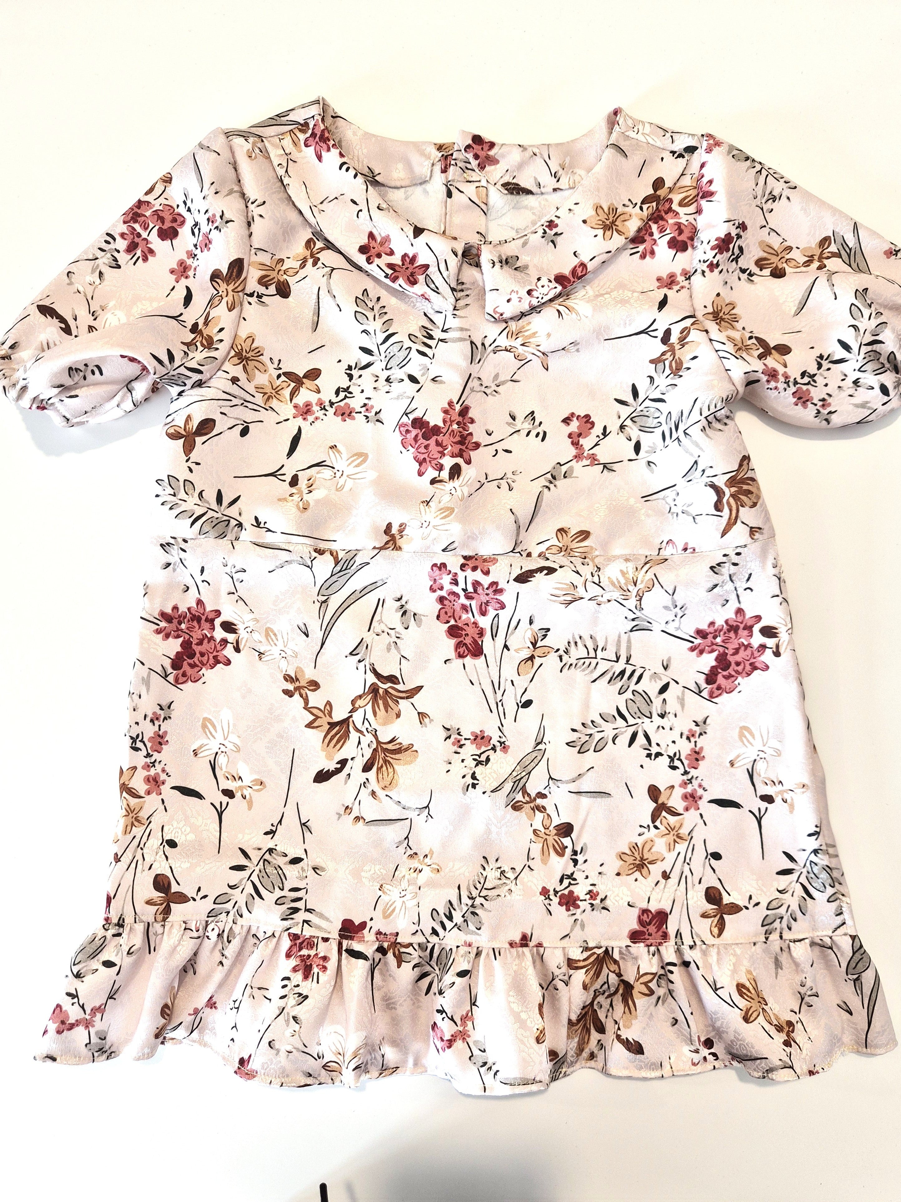 Handmade Vintage Floral Girls Dress – Brand New (Size 5-6 years)
