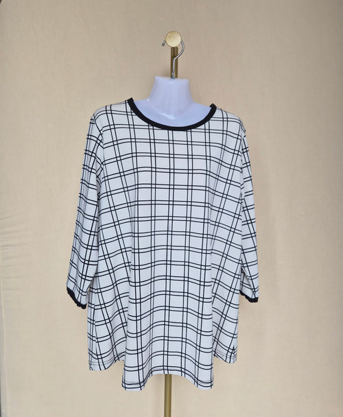 Ms. Read Grid Print Top – UK16 / US12 (L)
