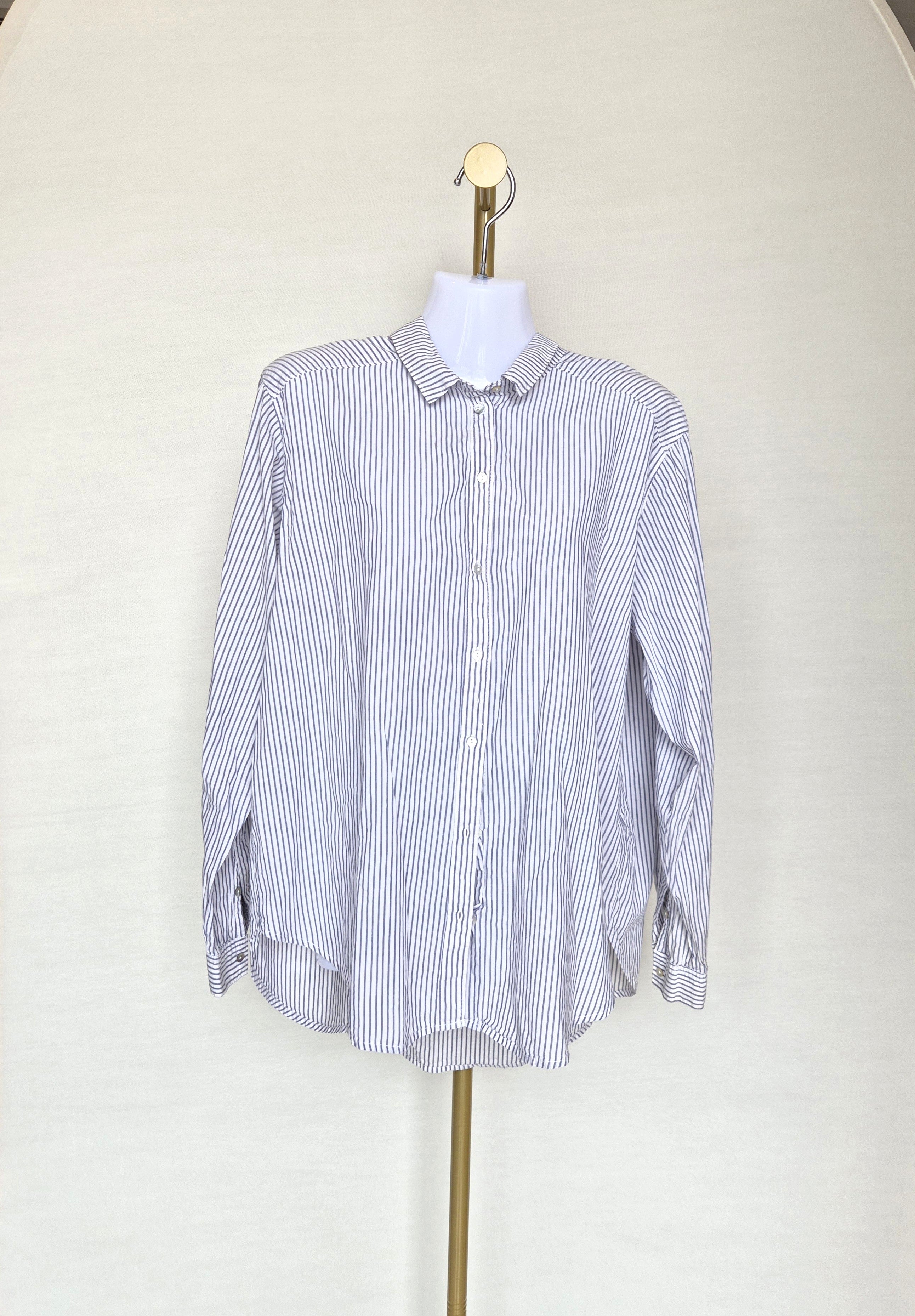 Classic Blue & White Striped Button-Up Shirt Free Size