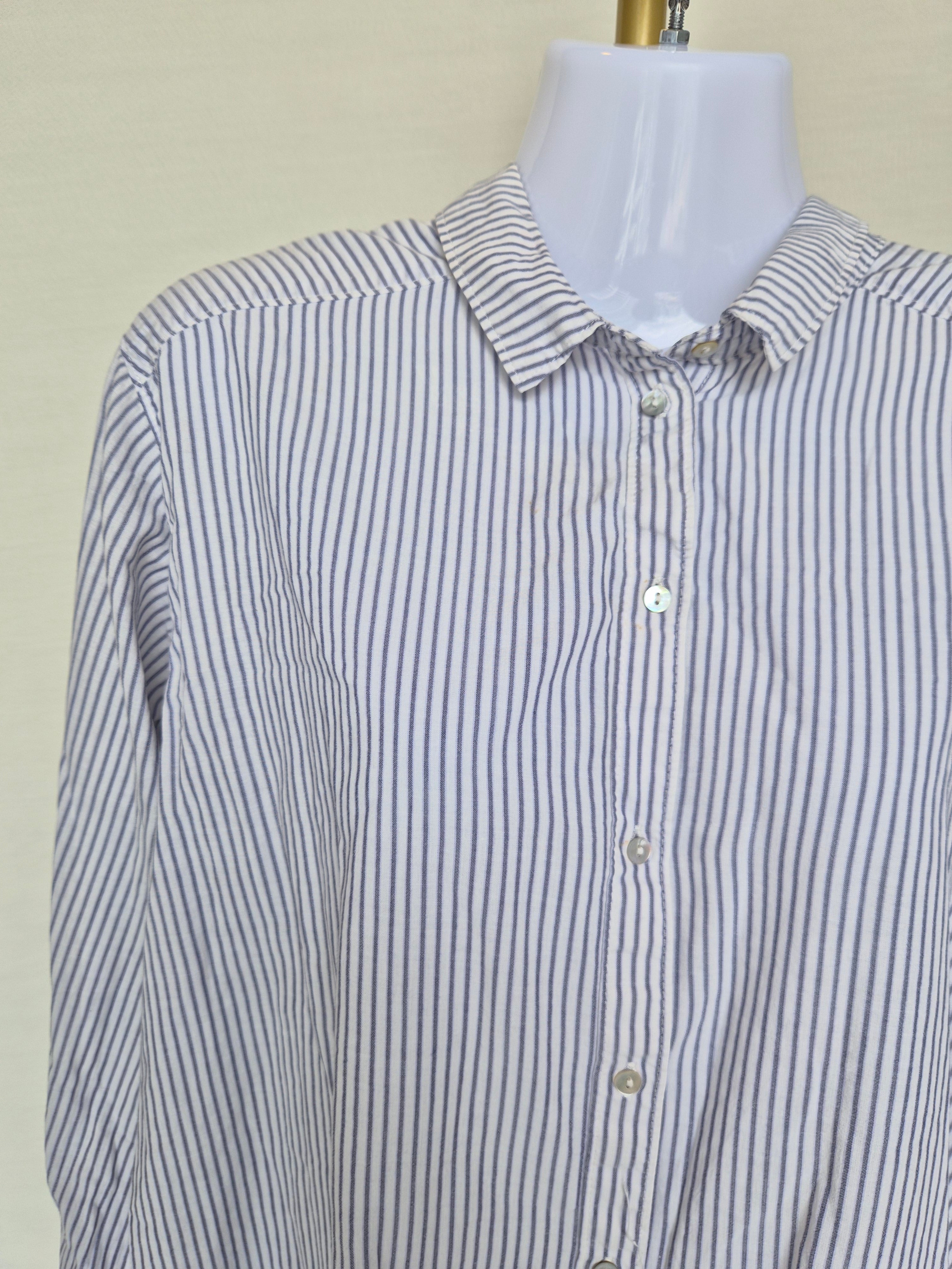 Classic Blue & White Striped Button-Up Shirt Free Size