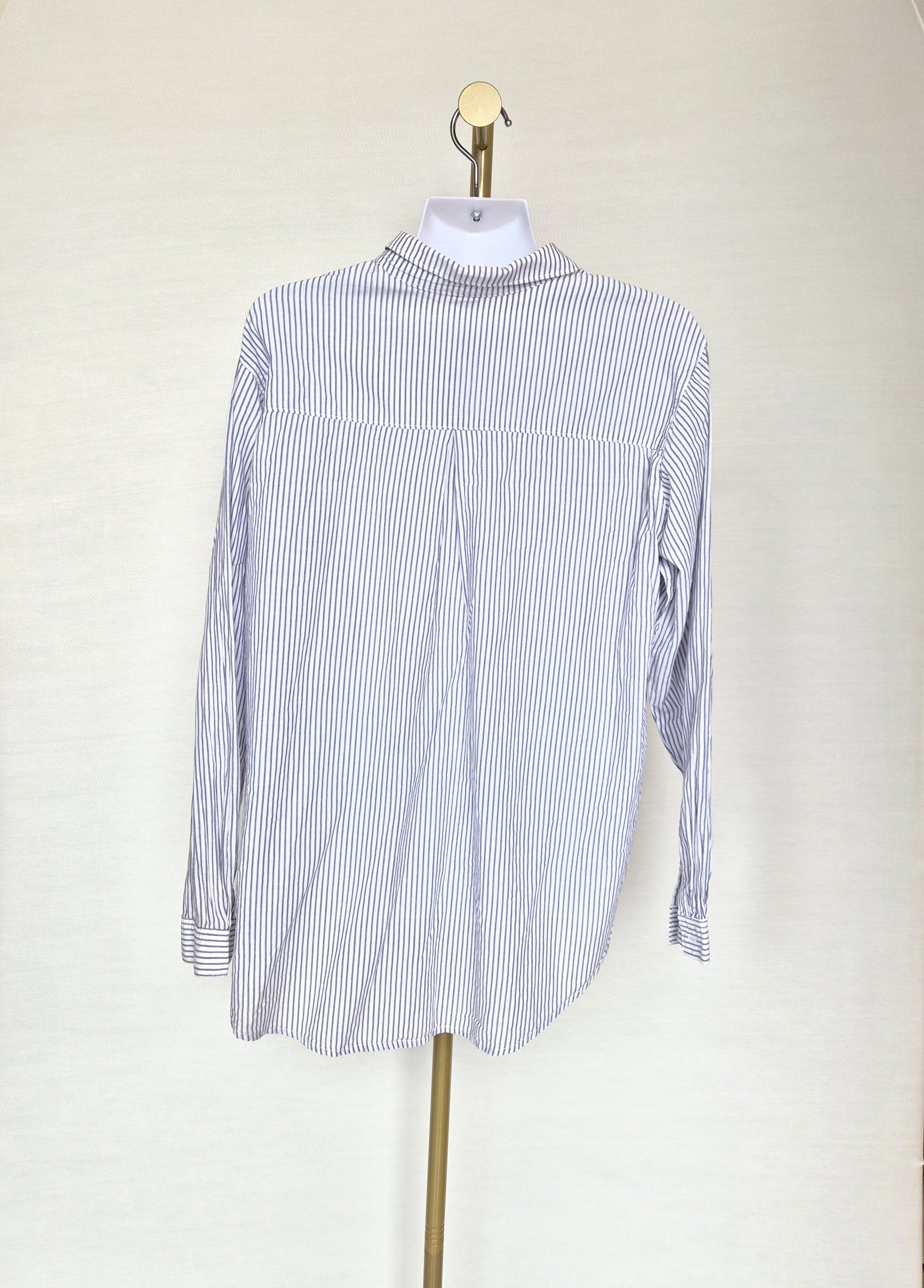 Classic Blue & White Striped Button-Up Shirt Free Size