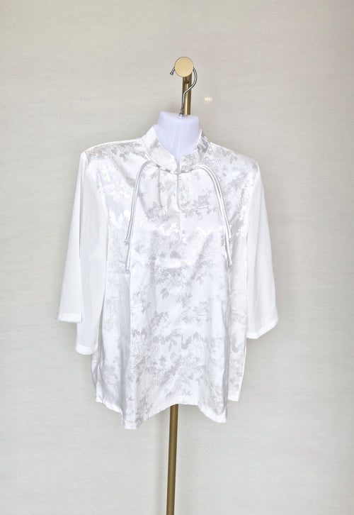 Elegant White Floral Mandarin Collar Blouse Free Size