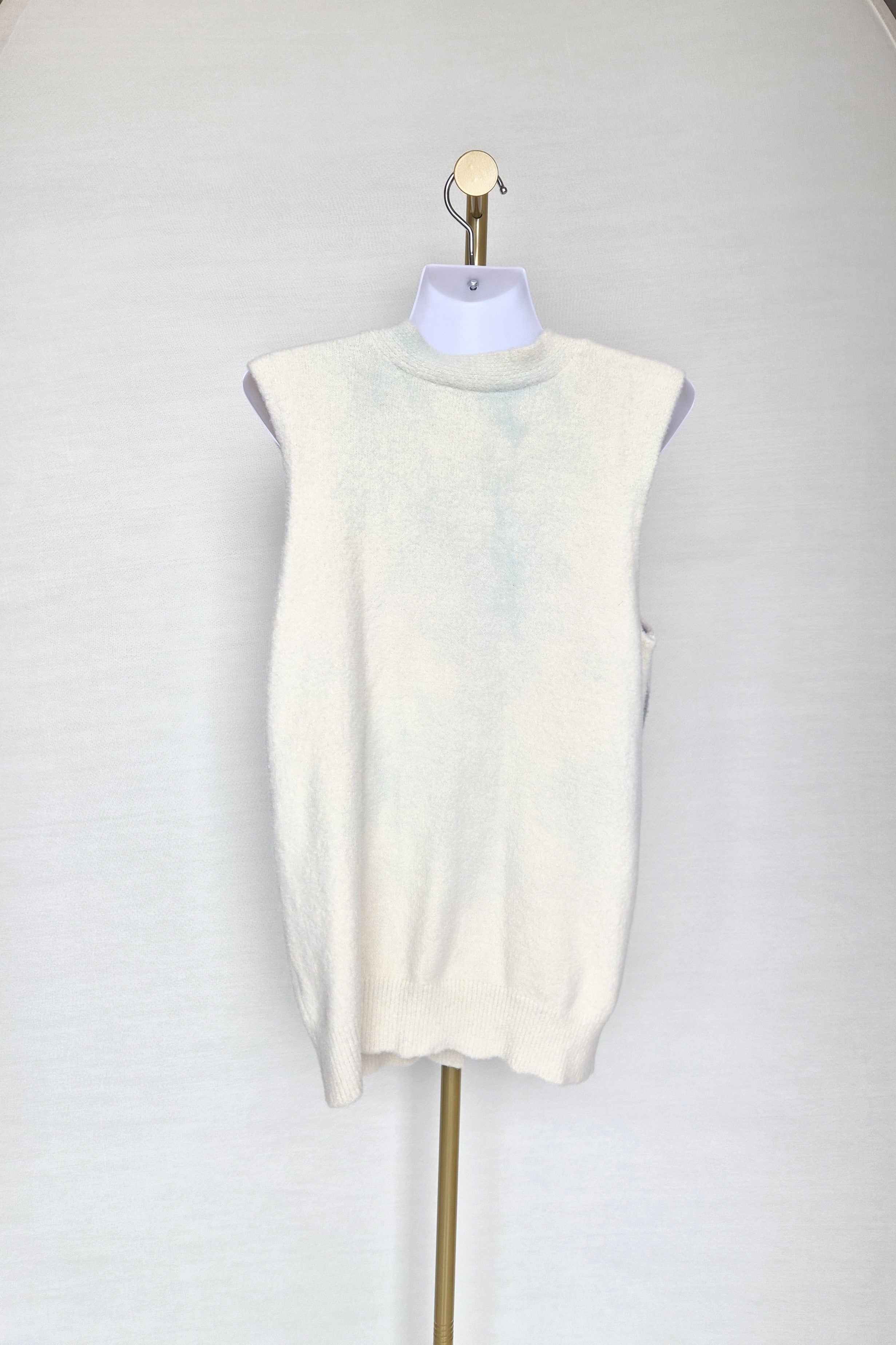 Pomelo Soft Knit Sleeveless Sweater Vest (S/M)