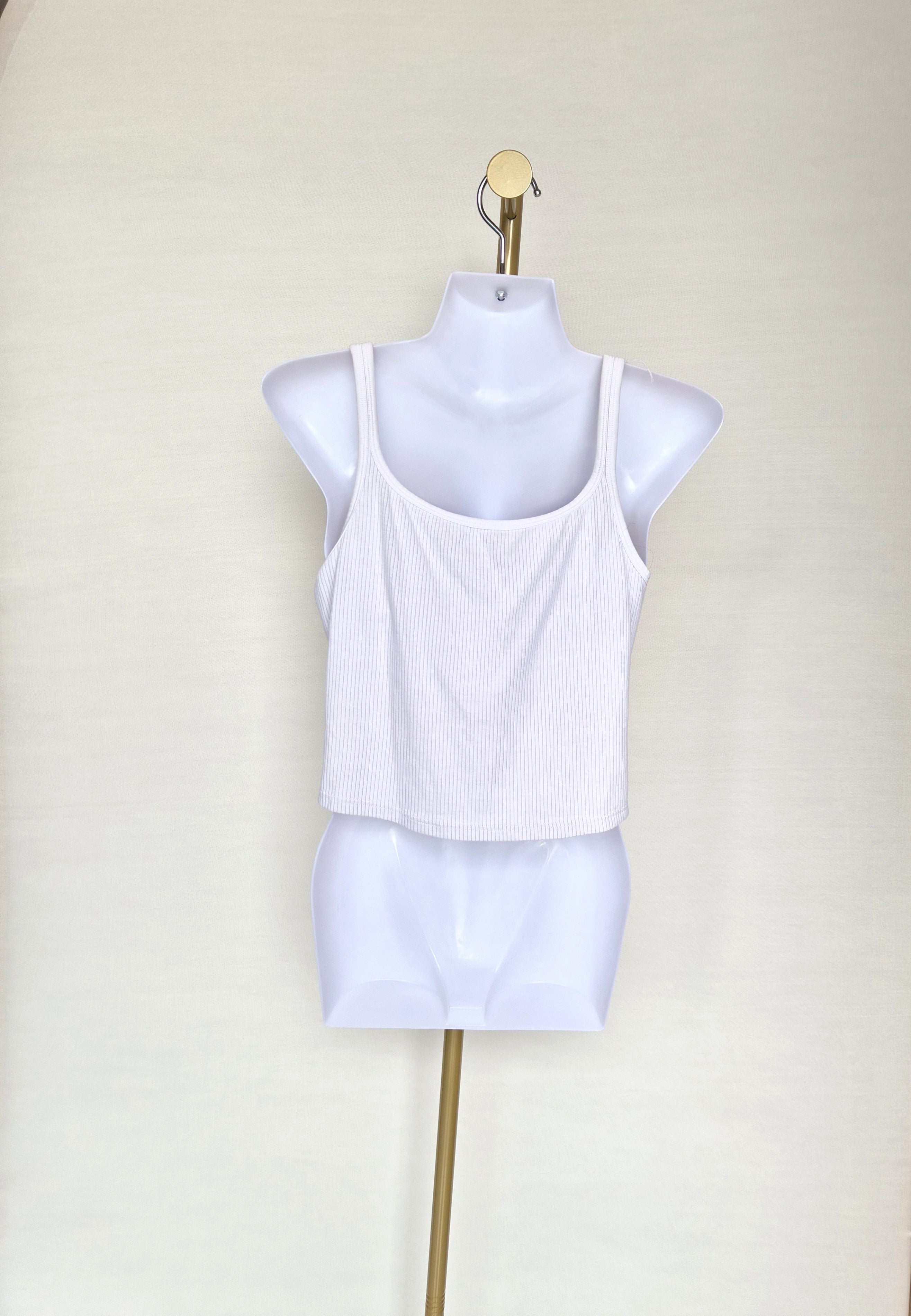 UNIQLO AIRism Ribbed Cropped Cami – Size L