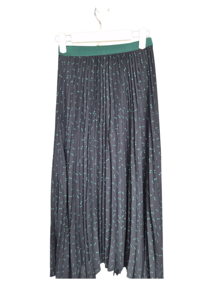 UNIQLO Pleated Dot Midi Skirt – Size S