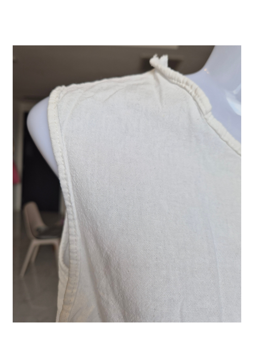 Title: Size Free – LOMA.WHALE White Linen Tie-Front Crop Top