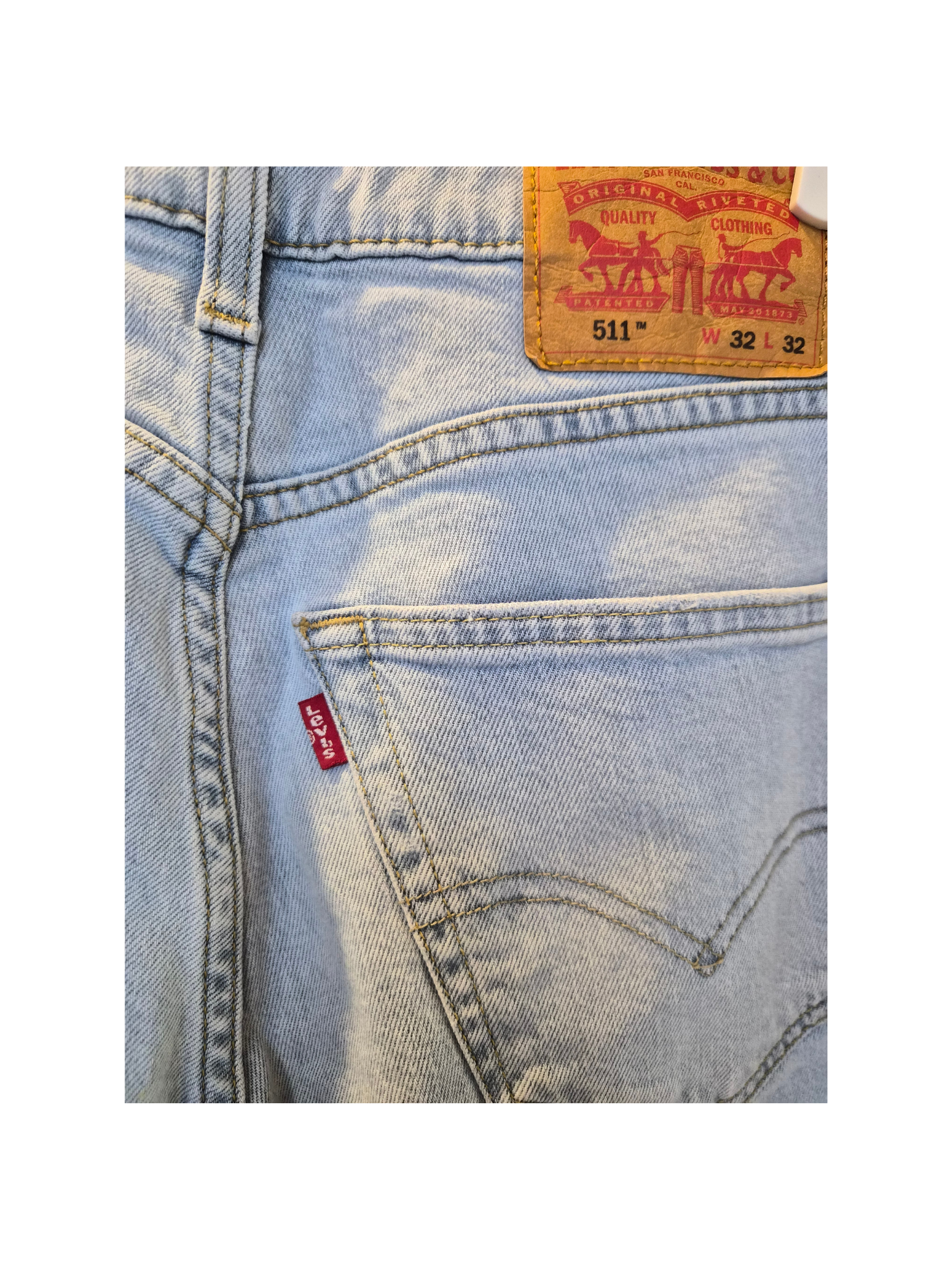 Levi's 511 Light Wash Jeans – Size W32 L32